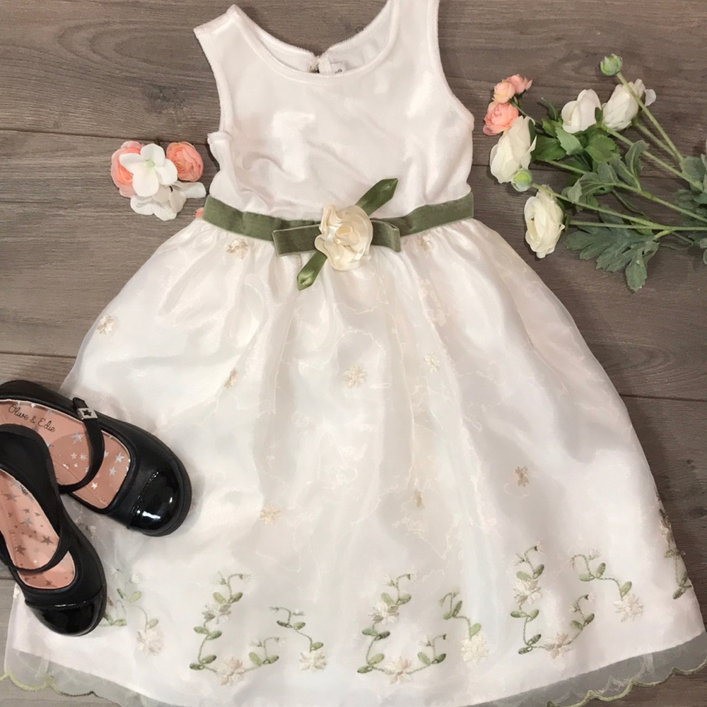 Youngland Girl’s Summer Formal Dress sz 5